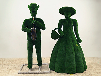 Топиари композиция леди Барбара и музыкант с саксофоном - газон Eco